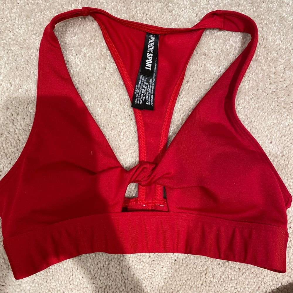 sports bra